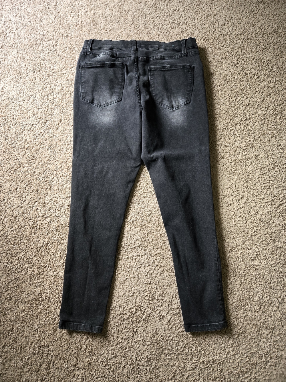 LuLaRoe Faded Black Charcoal Tapered Stretch Jeans 32 - Picture 2 of 7